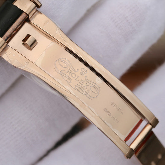 Golden Diamond Dial Rubber Strap 40mm R452