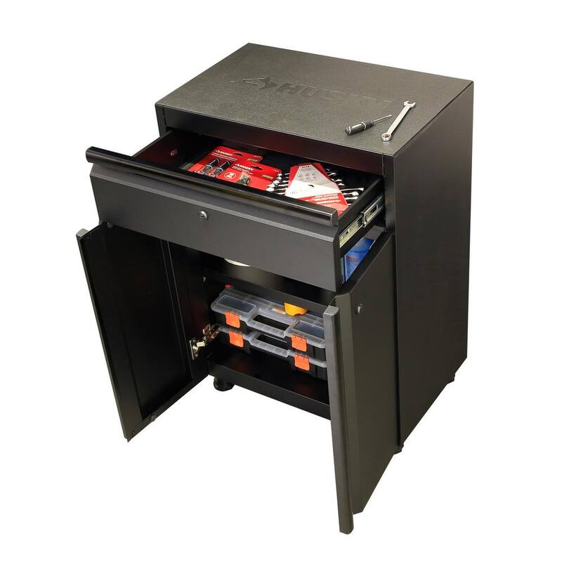 7-Piece Welded Steel Garage Storage System in Black X9064