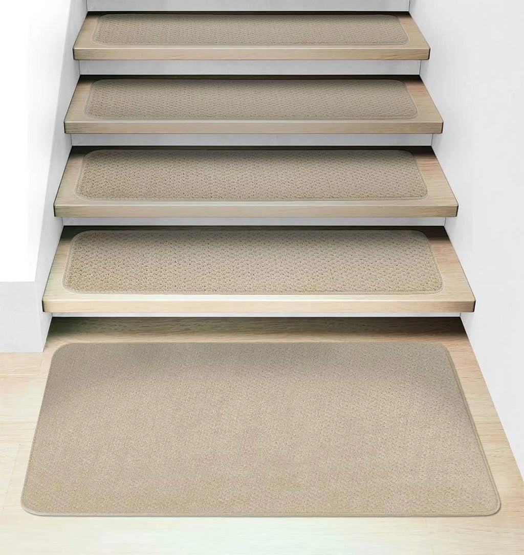 Set Of 15 Attachable Carpet Stair Treads And Matching Landing Rug U227