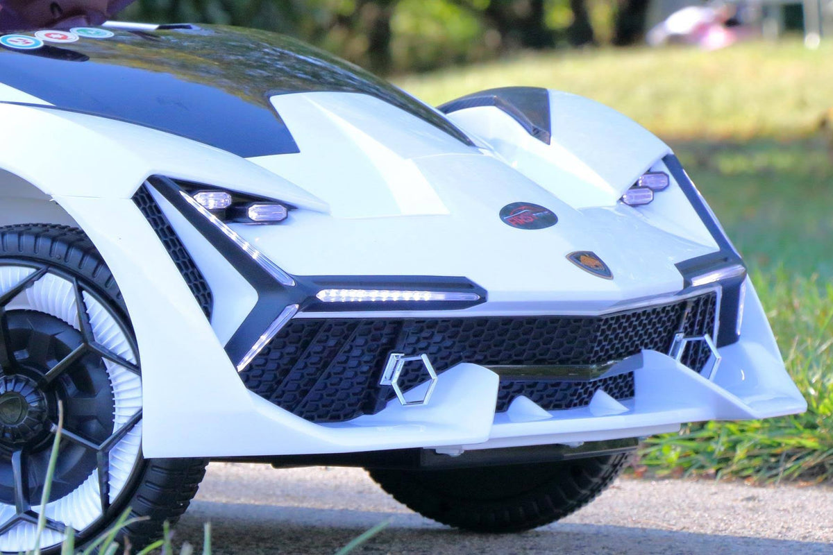 White 12V Kids Ride on Car with Remote P152