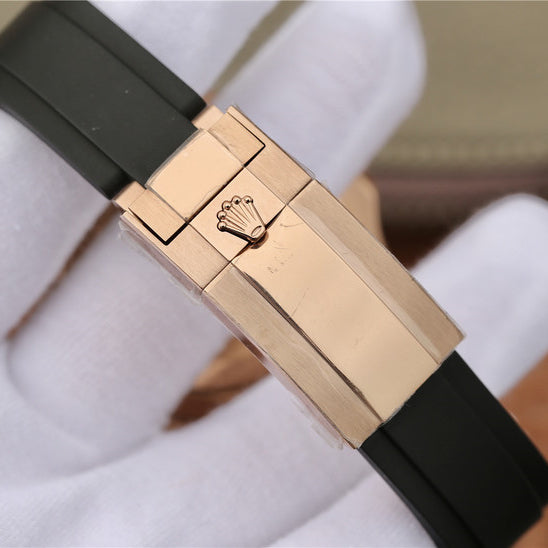 Golden Diamond Dial Rubber Strap 40mm R452