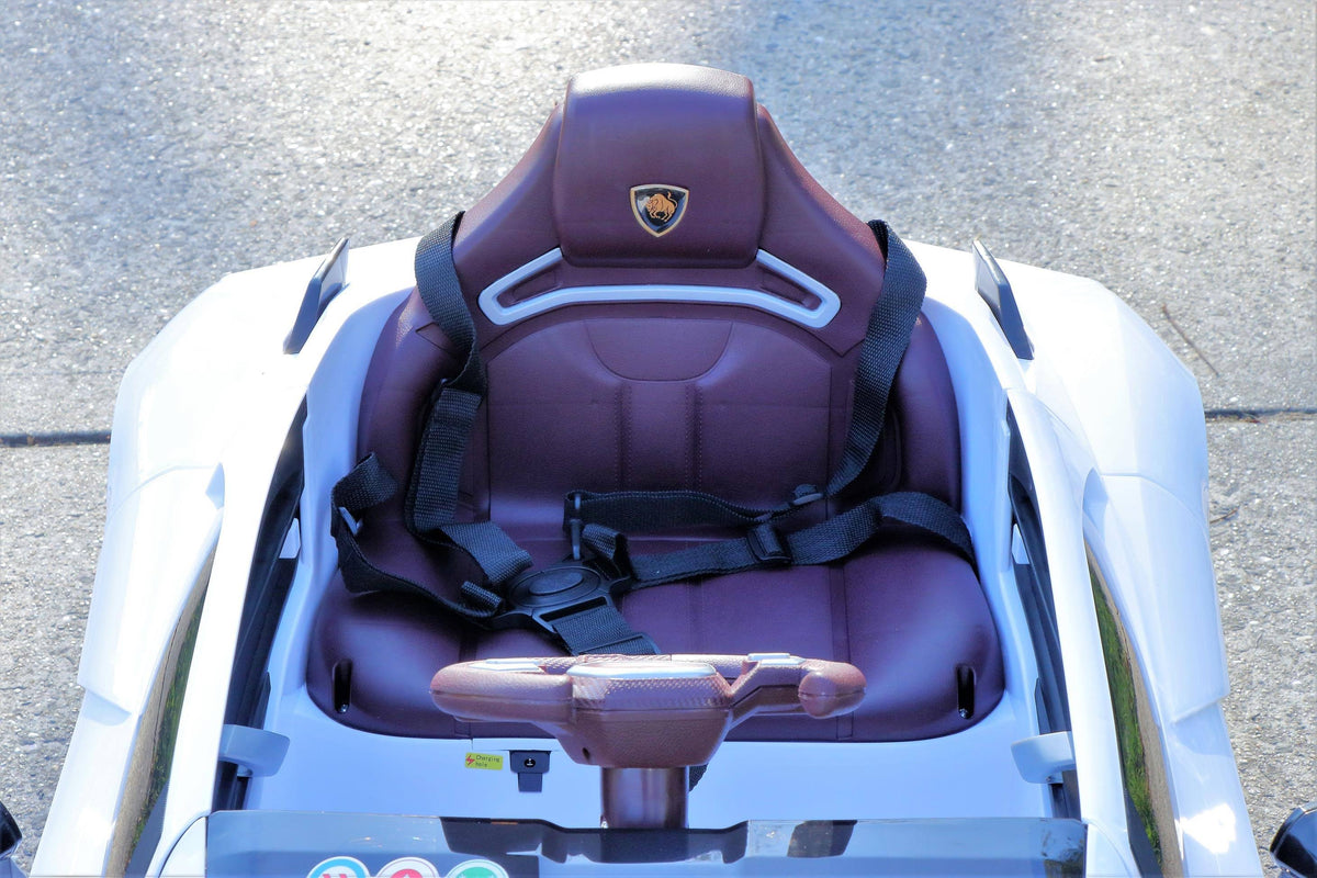 White 12V Kids Ride on Car with Remote P152