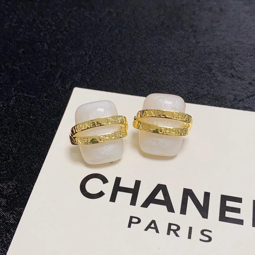 Jewelry I44880