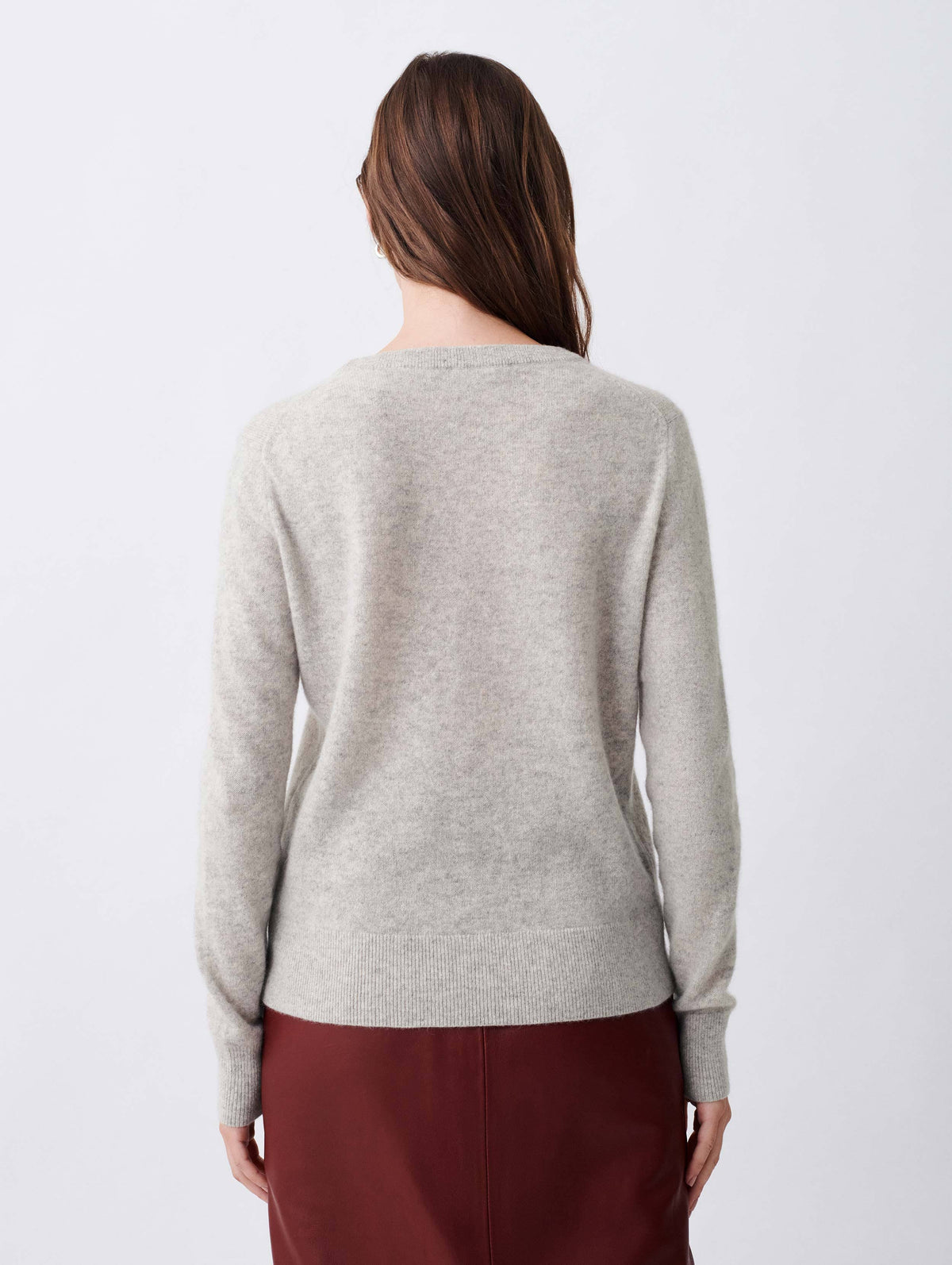 Misty Grey Heather Cashmere Crewneck Q7209